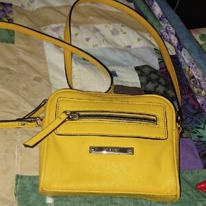 😀2/$12 Cute NIne West Crossbody bag